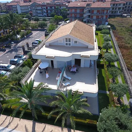 Galati Aparthotel 4*